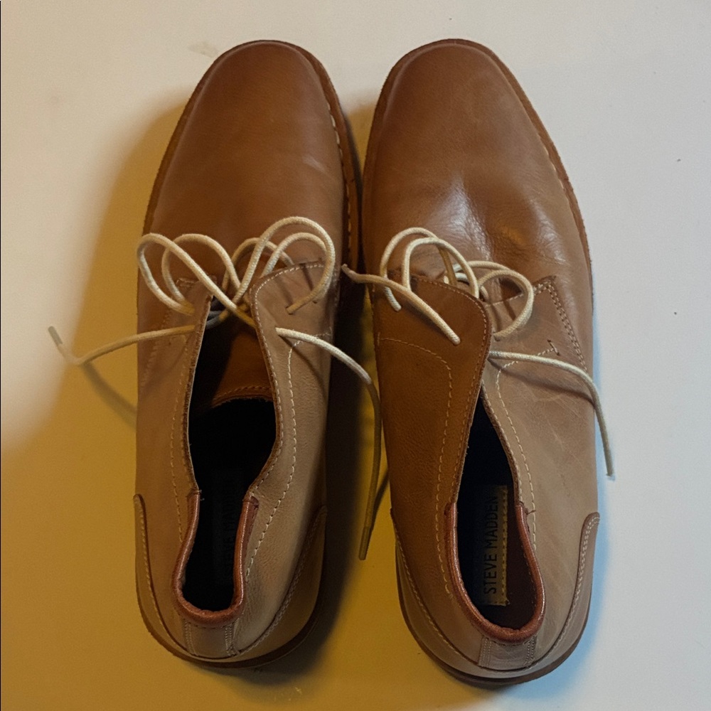 Steve Madden Tan Leather Oxfords